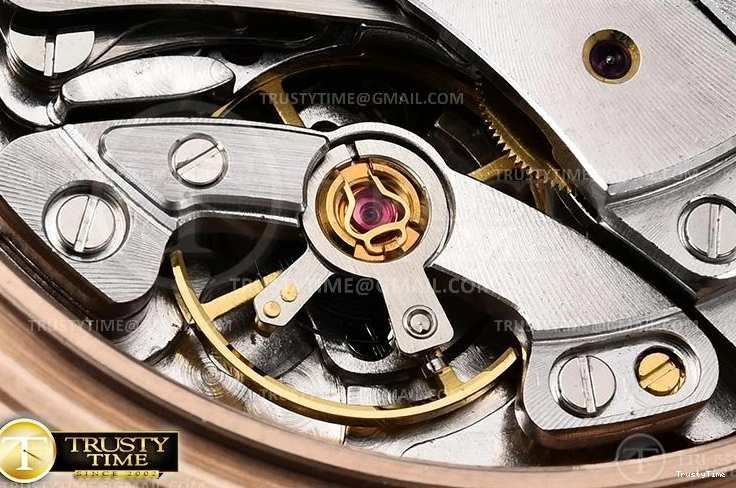 1204 Chic ROLDYT0299D – Daytona 116515LN 939